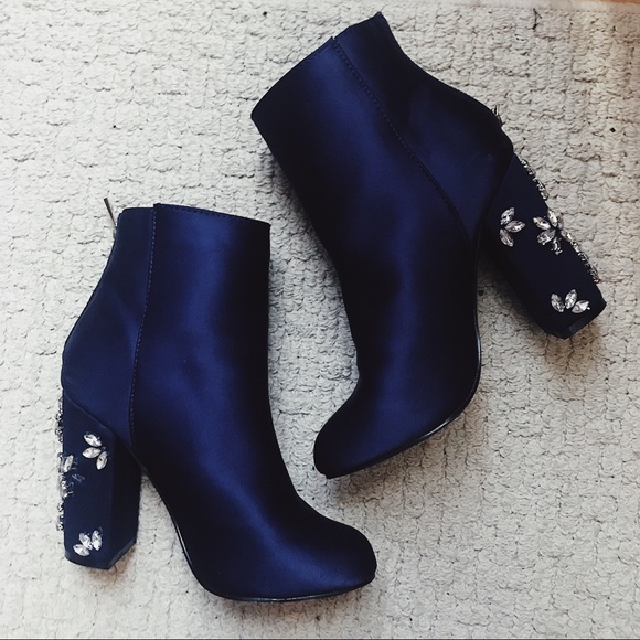 Shoe Dazzle Shoes - Blue Booties
